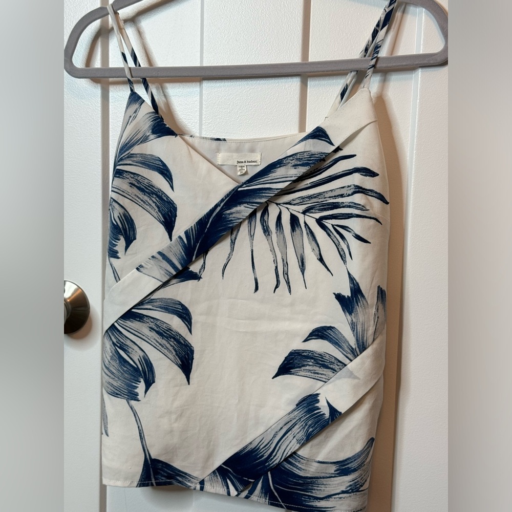 Cute tropical print shirt! Size M with adjustable straps. Brand is June & Hudson